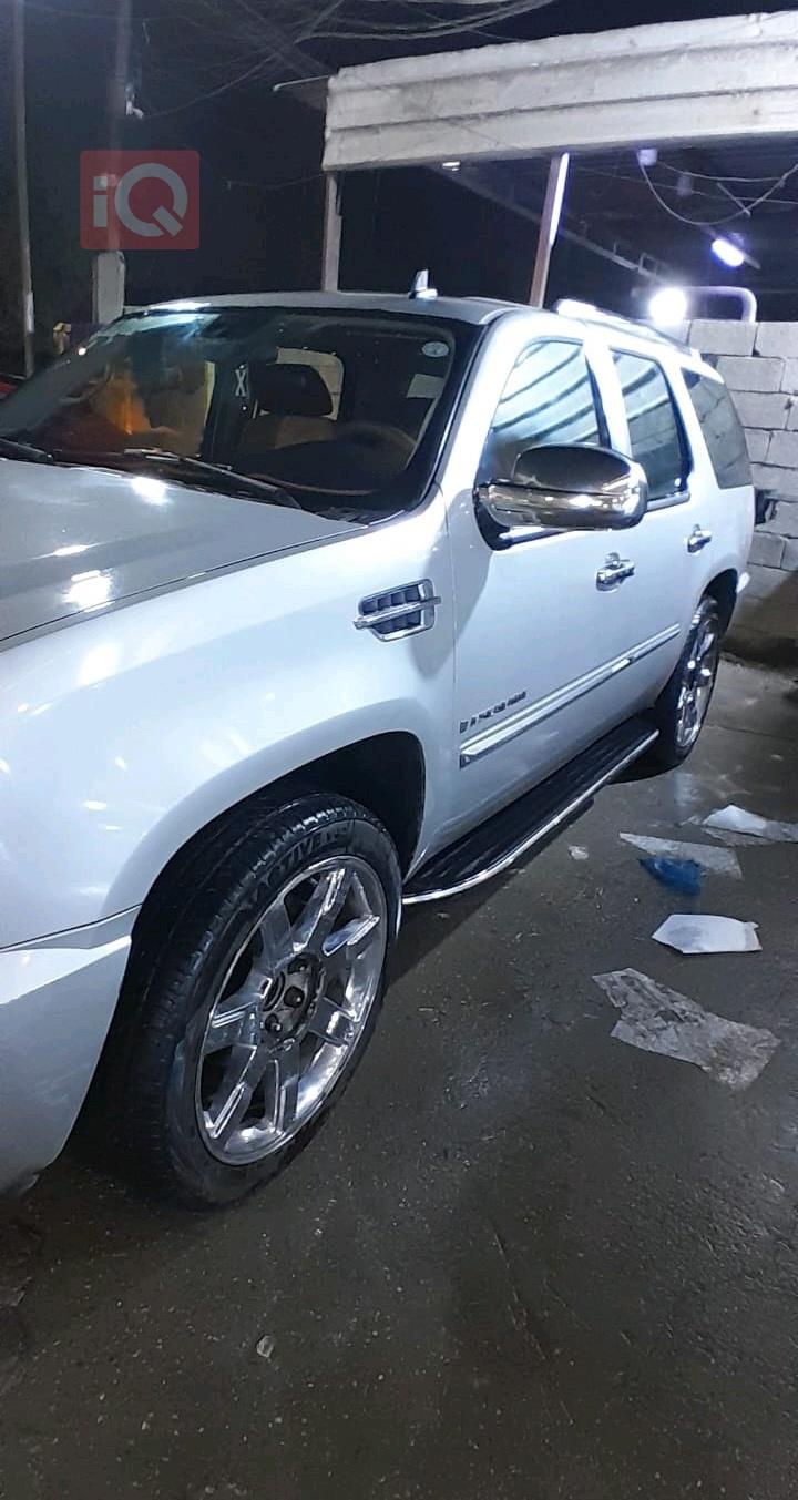 كاديلاك اسكاليد